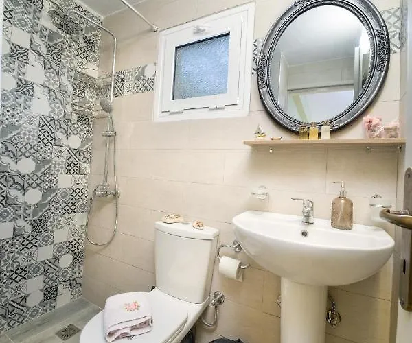 公寓 Kyveli Superb Sea View In 阿尔戈斯托利翁