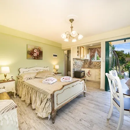 Kyveli Superb Sea View In Apartment